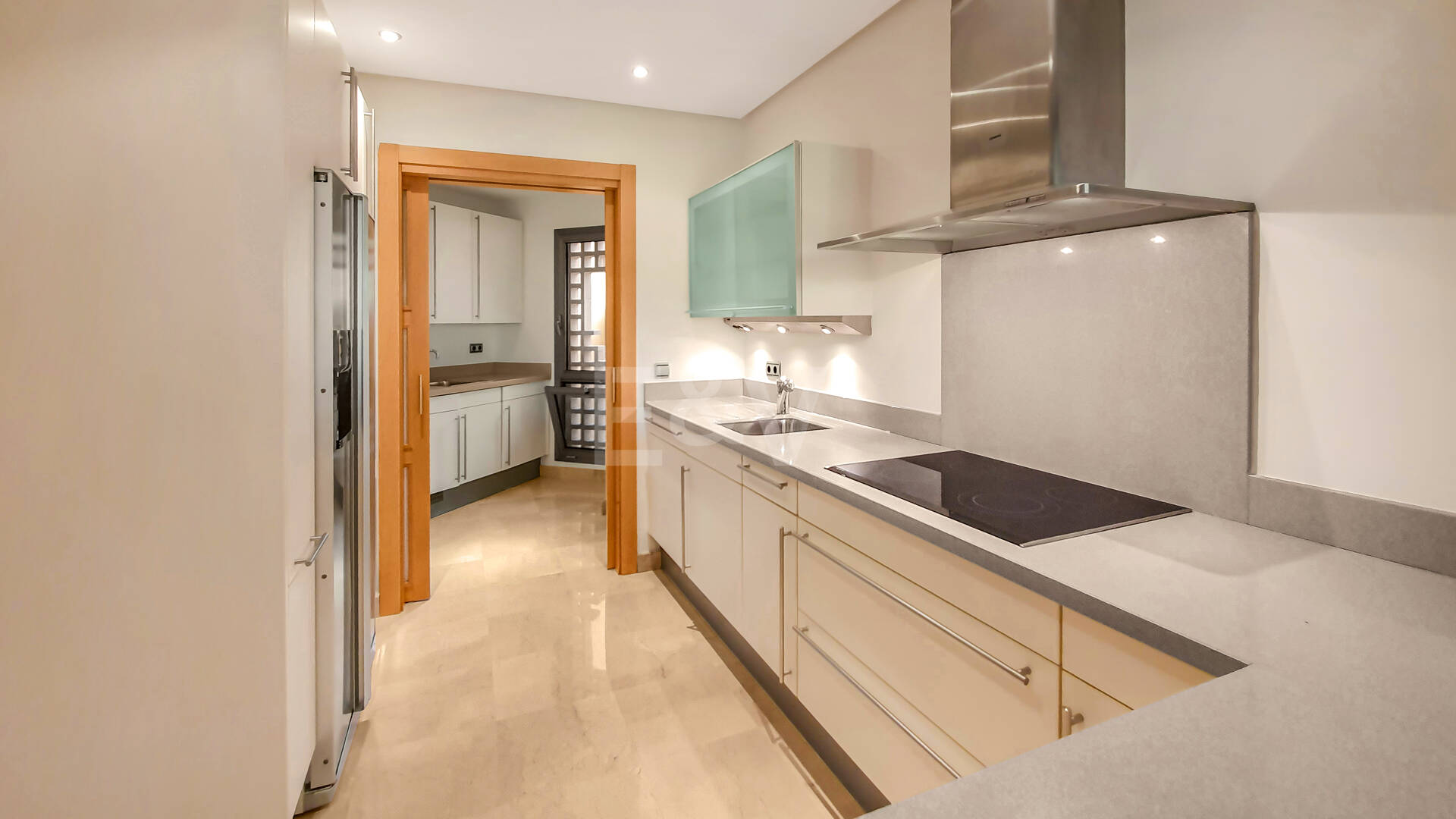 Spacious Luxury Apartment in the Prestigious Mansion Club, Sierra Blanca