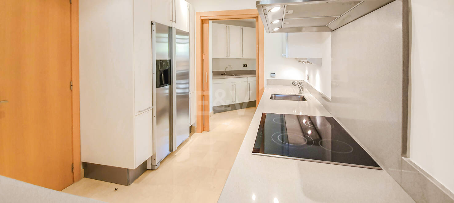 Spacious Luxury Apartment in the Prestigious Mansion Club, Sierra Blanca