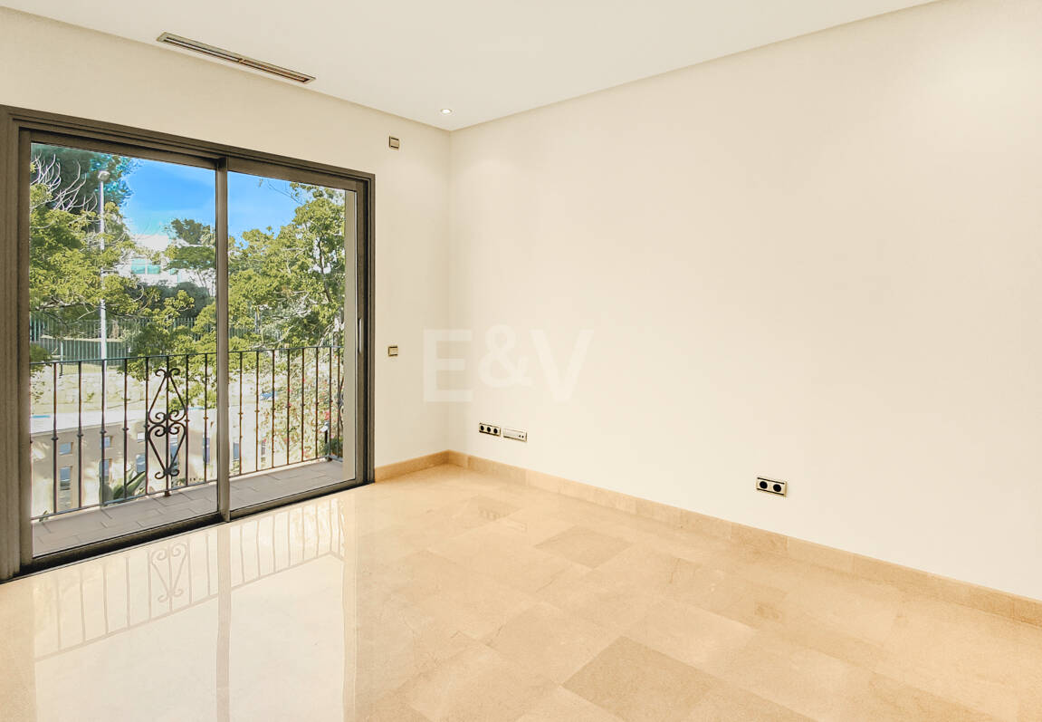 Spacious Luxury Apartment in the Prestigious Mansion Club, Sierra Blanca