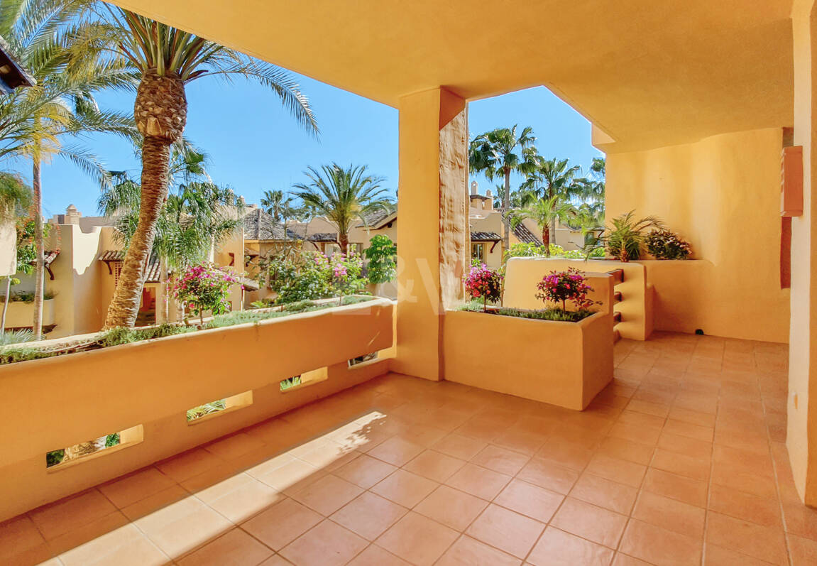 Spacious Luxury Apartment in the Prestigious Mansion Club, Sierra Blanca