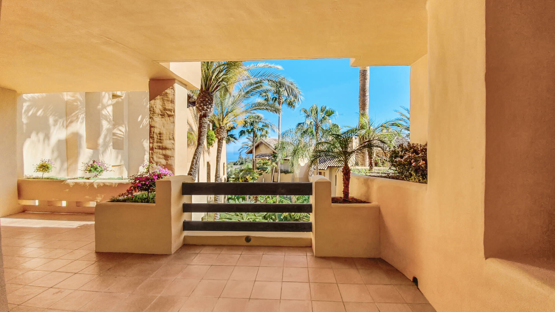 Spacious Luxury Apartment in the Prestigious Mansion Club, Sierra Blanca