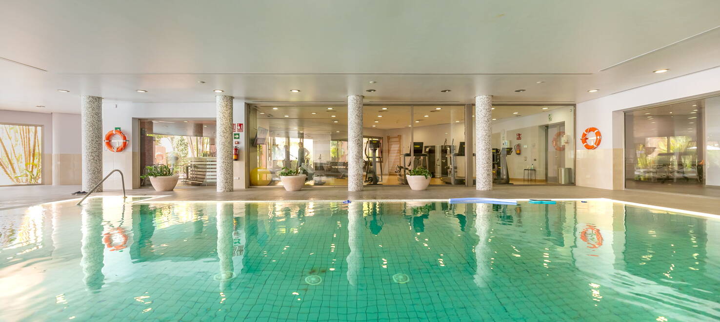 Spacious Luxury Apartment in the Prestigious Mansion Club, Sierra Blanca