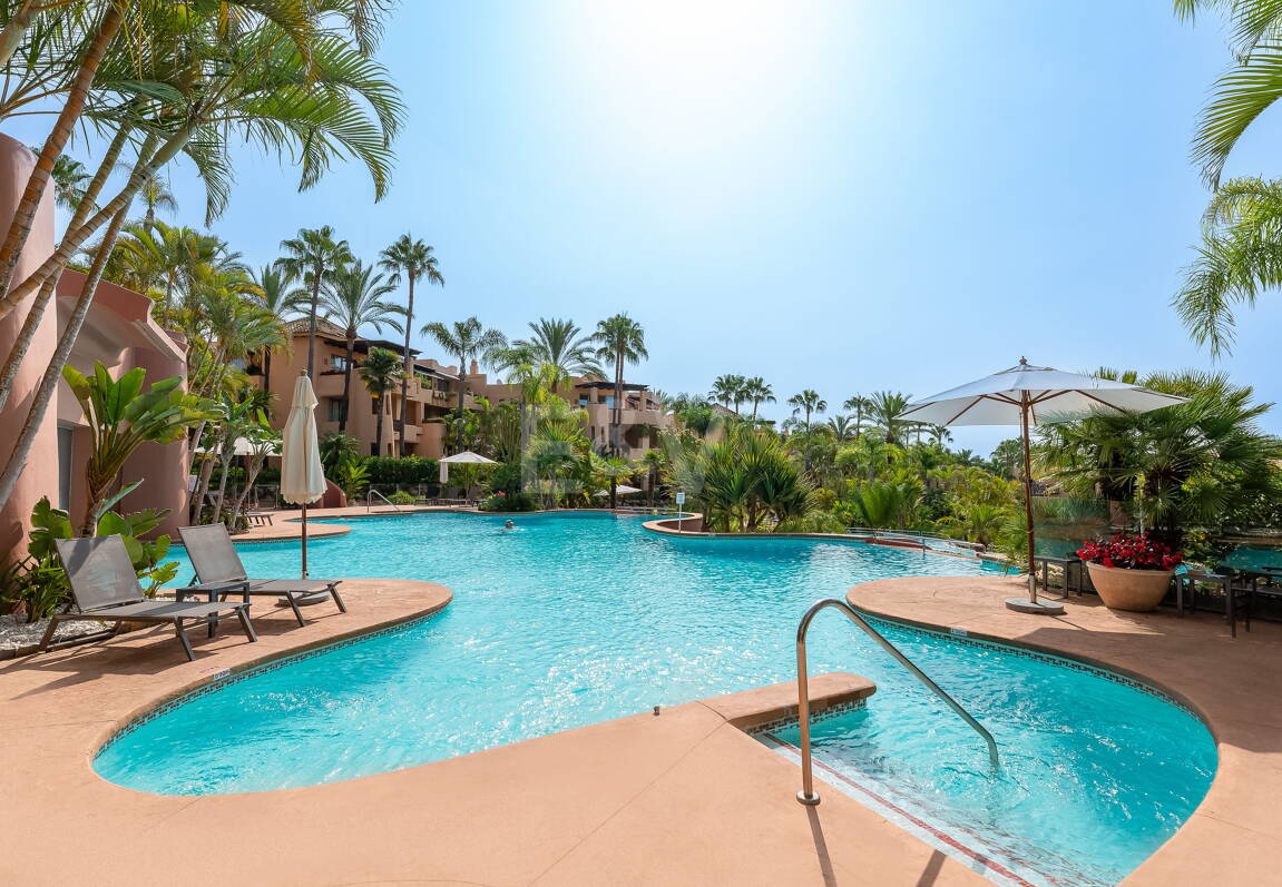 Spacious Luxury Apartment in the Prestigious Mansion Club, Sierra Blanca