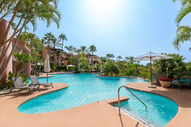 Spacious Luxury Apartment in the Prestigious Mansion Club, Sierra Blanca