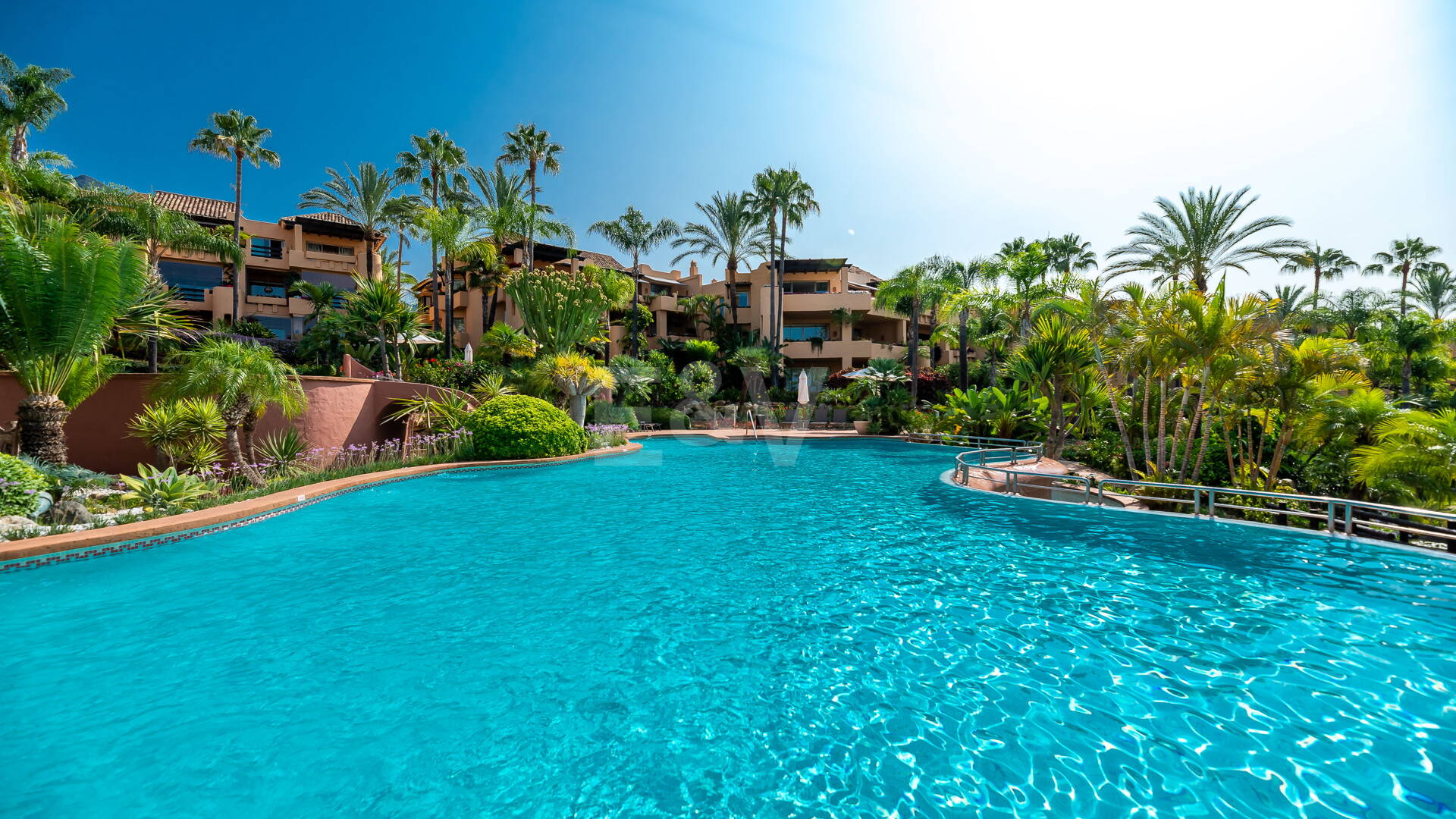 Spacious Luxury Apartment in the Prestigious Mansion Club, Sierra Blanca