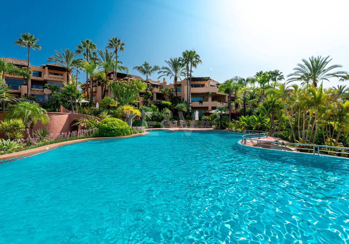 Spacious Luxury Apartment in the Prestigious Mansion Club, Sierra Blanca