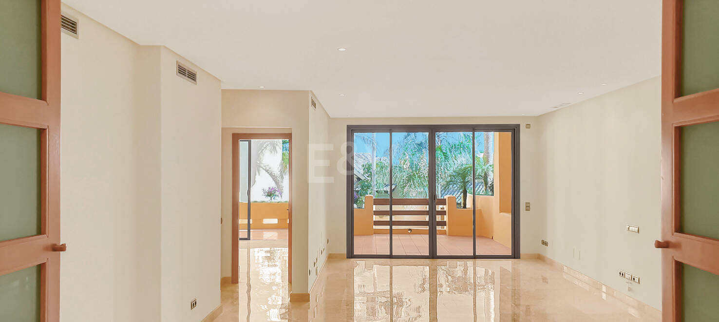 Spacious Luxury Apartment in the Prestigious Mansion Club, Sierra Blanca