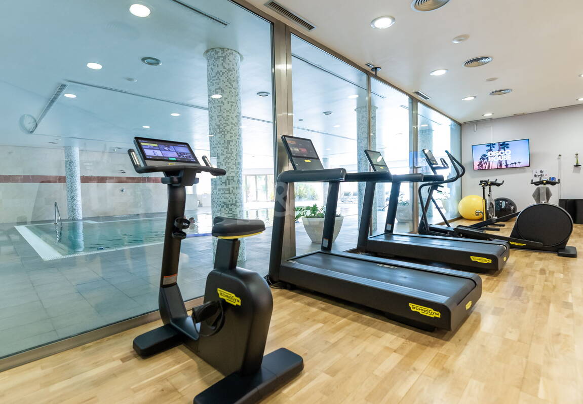 Spacious Luxury Apartment in the Prestigious Mansion Club, Sierra Blanca