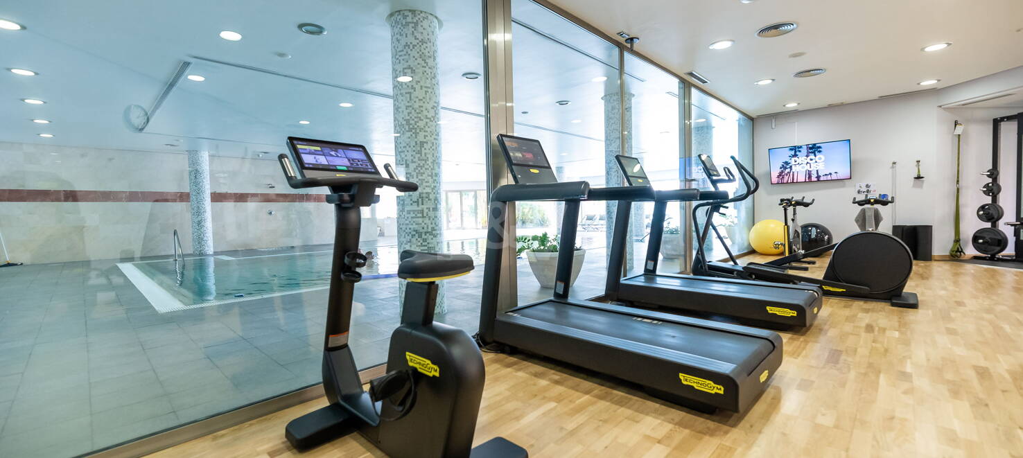 Spacious Luxury Apartment in the Prestigious Mansion Club, Sierra Blanca