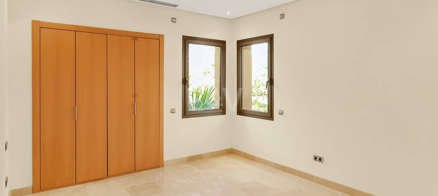 Spacious Luxury Apartment in the Prestigious Mansion Club, Sierra Blanca