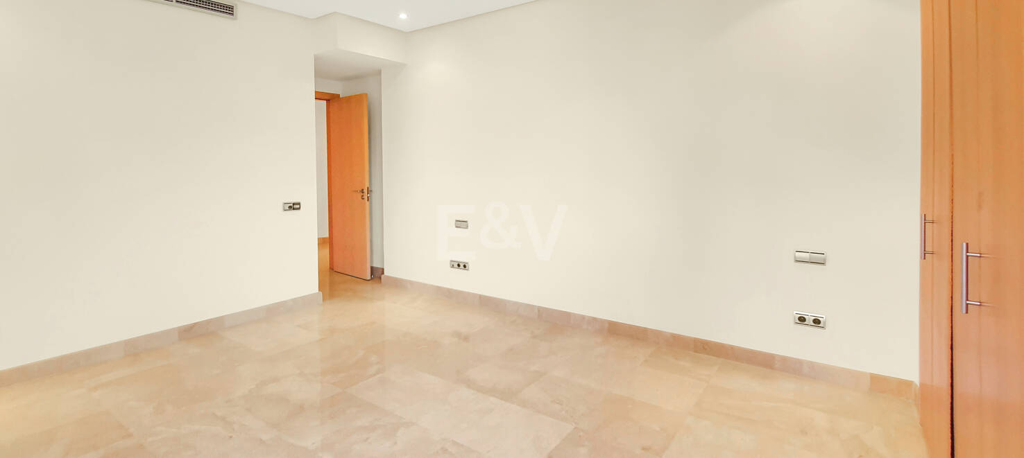 Spacious Luxury Apartment in the Prestigious Mansion Club, Sierra Blanca