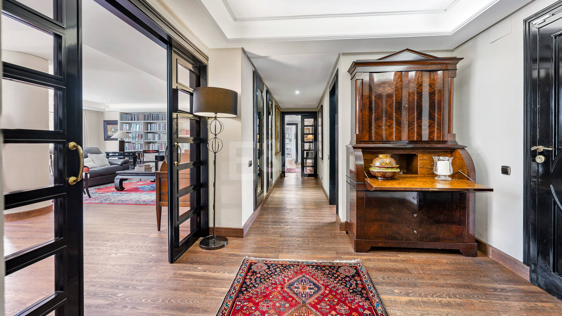 Premium Luxury Apartment just 250 Meters from Marbella Beach