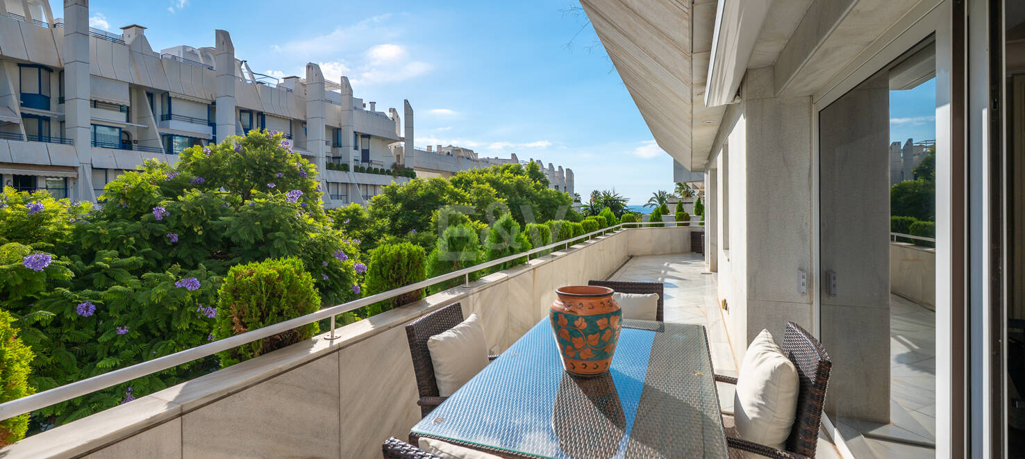 Apartamento de lujo premium a solo 250 metros de la playa de Marbella