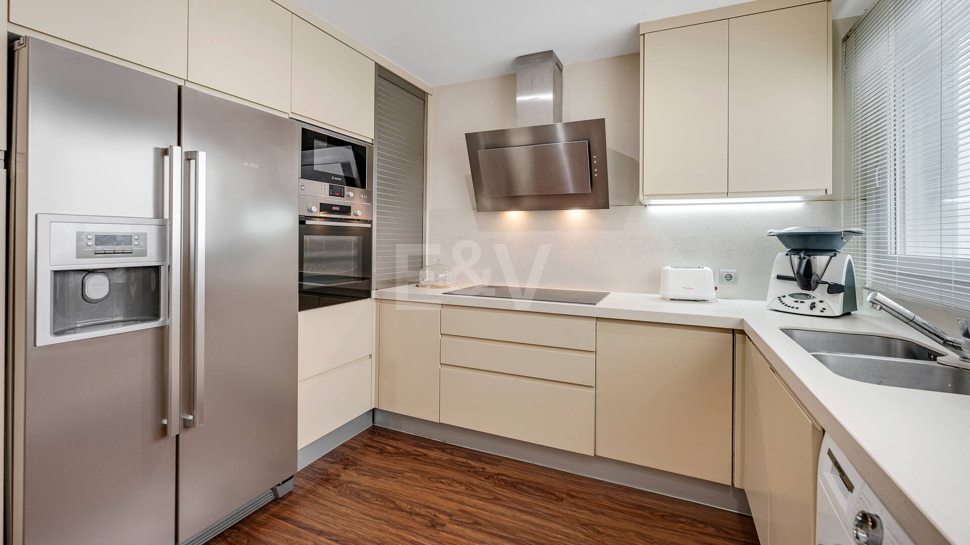 Premium-Luxusapartment nur 250 Meter vom Strand von Marbella entfernt