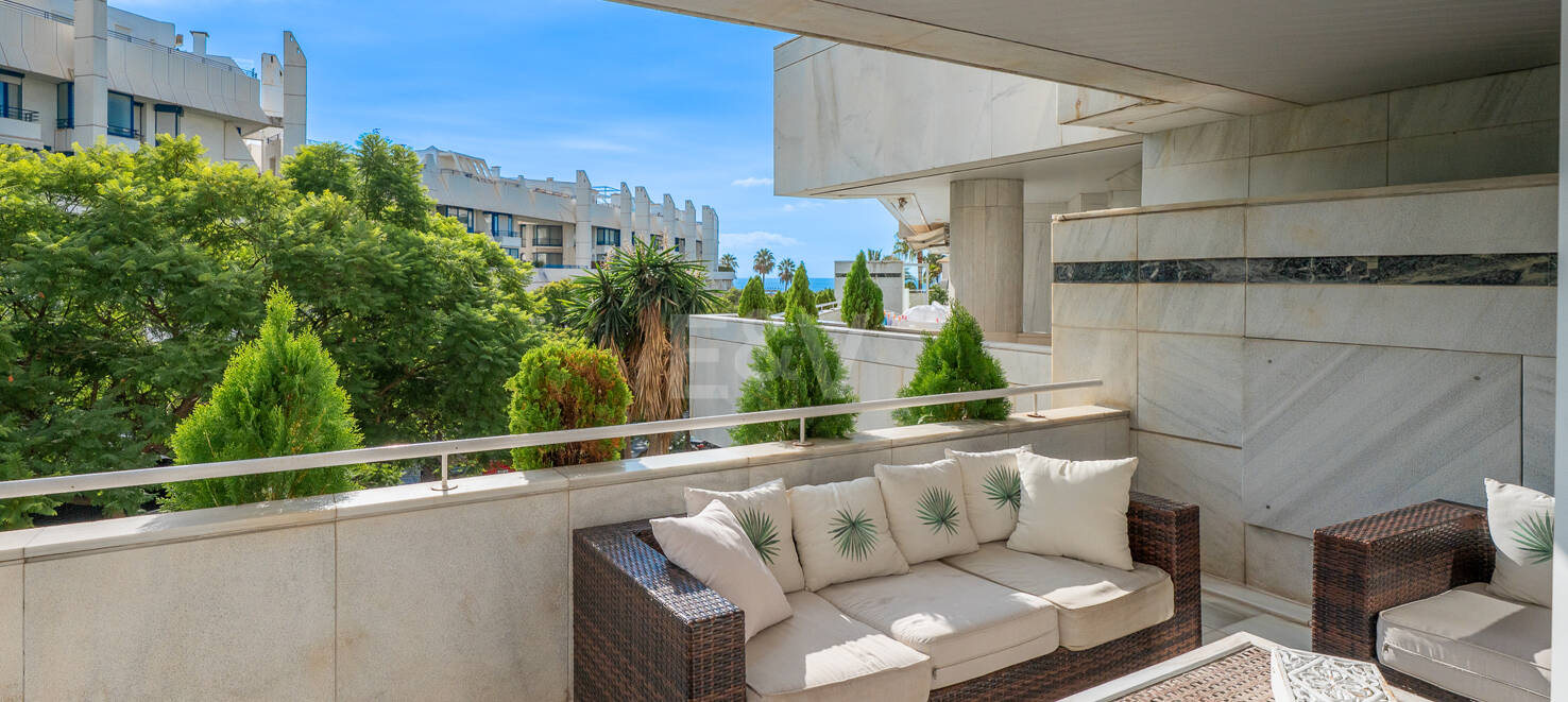 Apartamento de lujo premium a solo 250 metros de la playa de Marbella