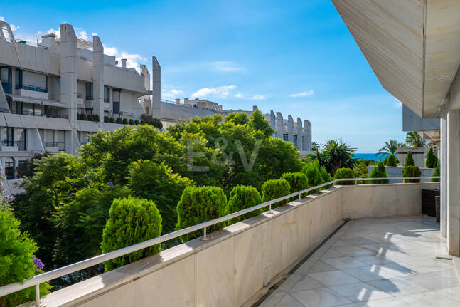 Premium Luxury Apartment just 250 Meters from Marbella Beach