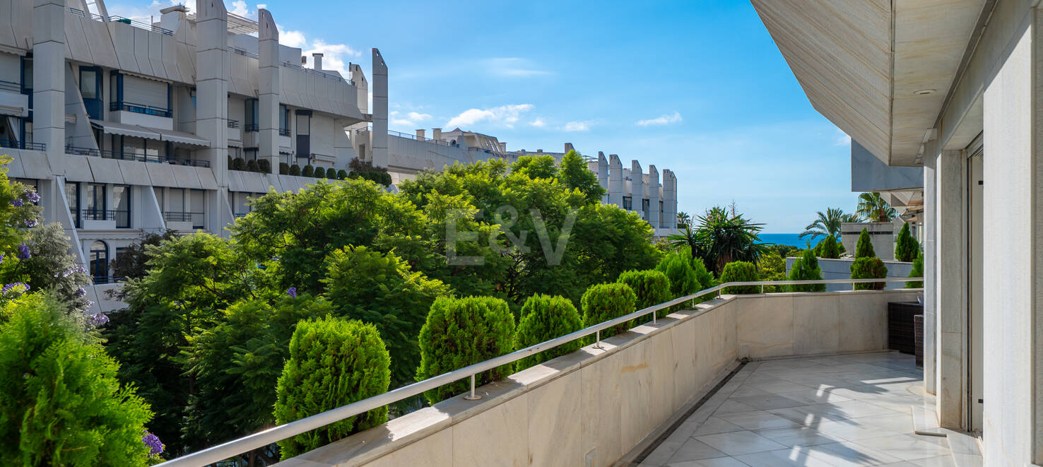 Apartamento de lujo premium a solo 250 metros de la playa de Marbella