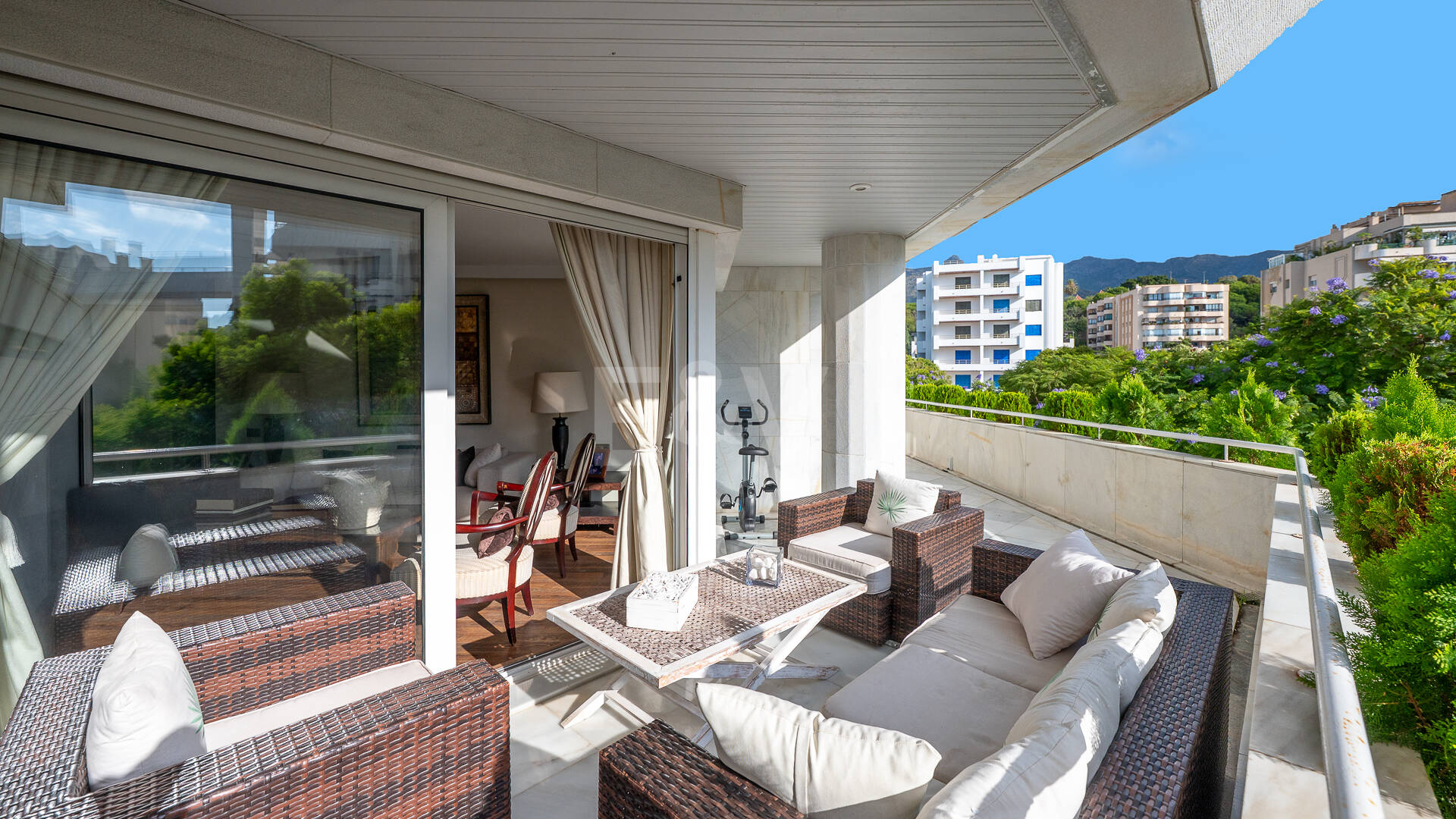 Premium-Luxusapartment nur 250 Meter vom Strand von Marbella entfernt