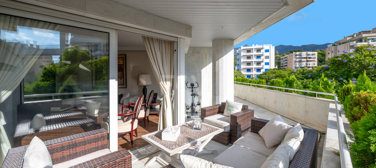 Apartamento de lujo premium a solo 250 metros de la playa de Marbella
