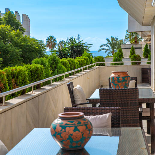Apartamento de lujo premium a solo 250 metros de la playa de Marbella