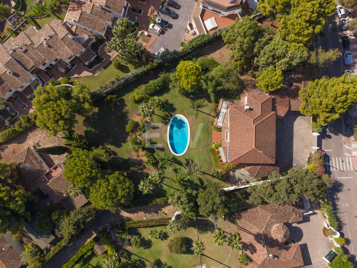 Villa Renisa, andalusische Villa auf großem Privatgrundstück mit Meerblick