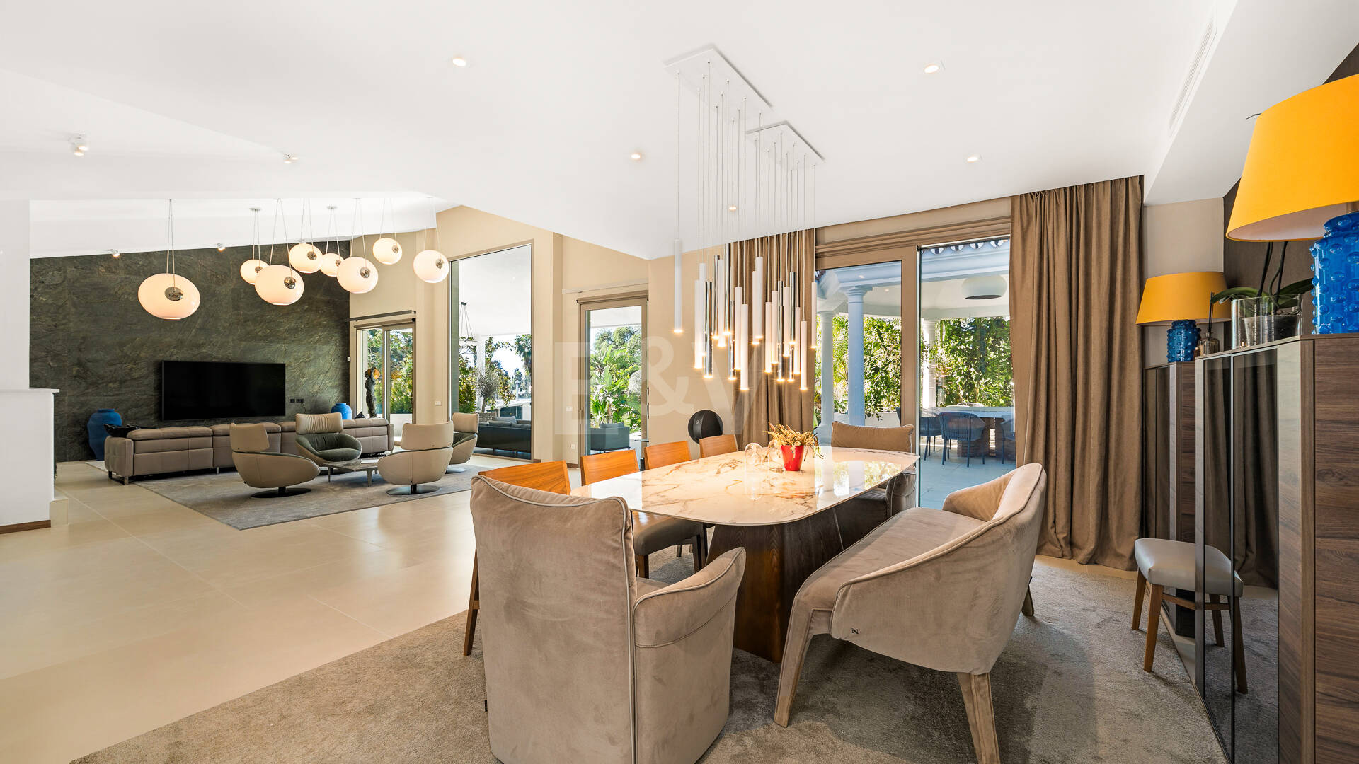 Sofisticada villa cerca de la playa y el golf de Guadalmina