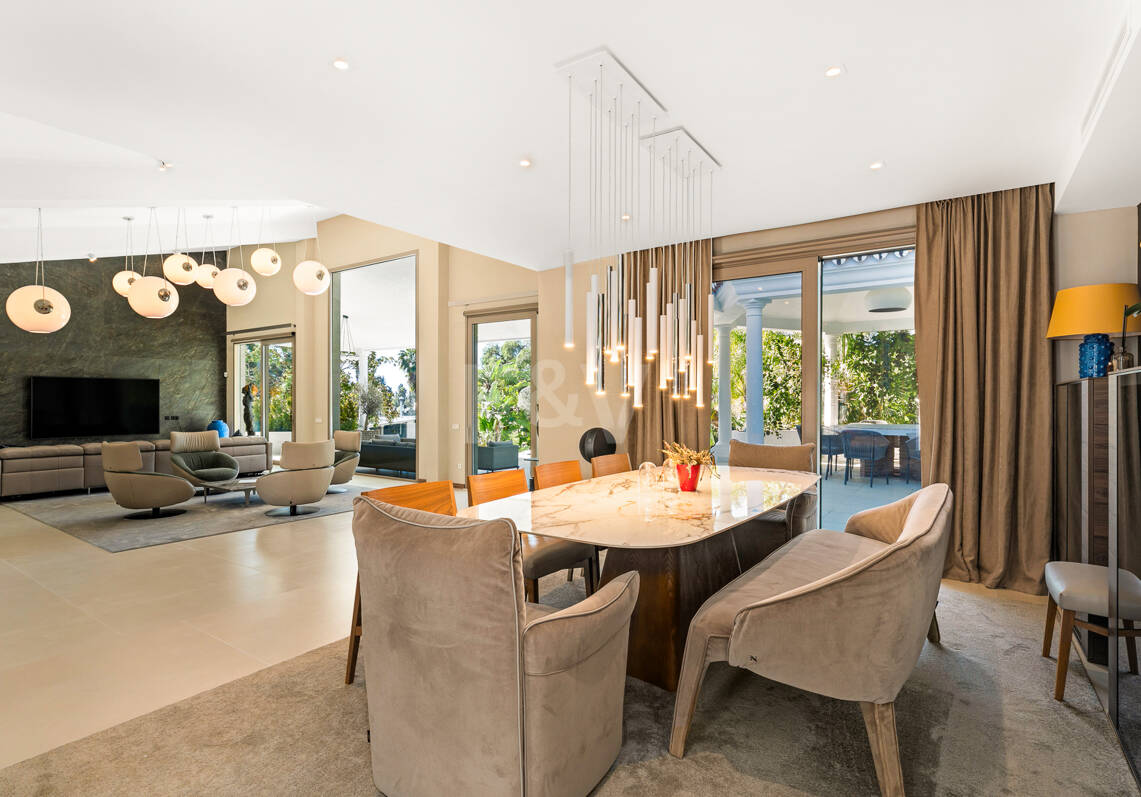Sophisticated Villa Near Guadalmina’s Beach & Golf