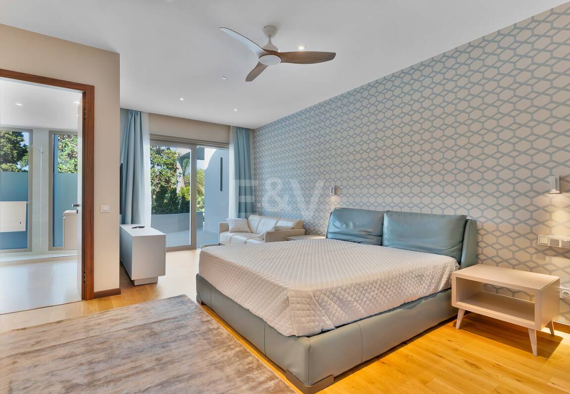 Exklusive Villa in der Nähe von Guadalminas Strand und Golfplatz