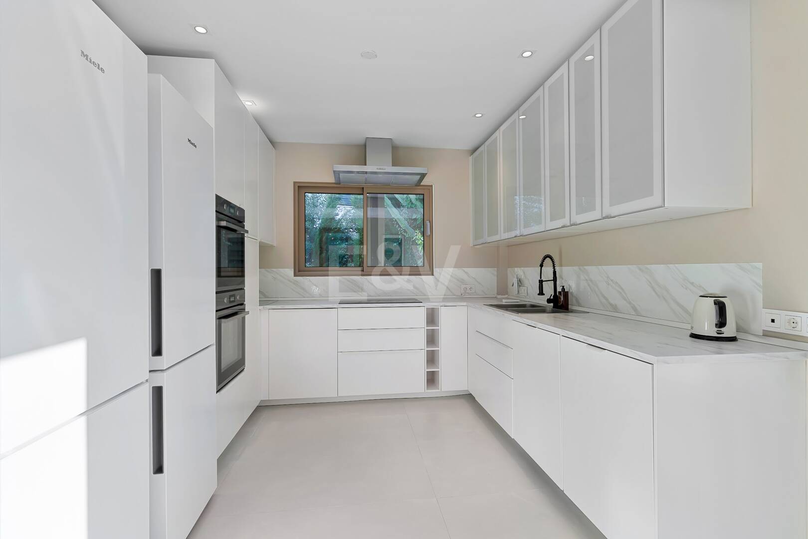 Exklusive Villa in der Nähe von Guadalminas Strand und Golfplatz