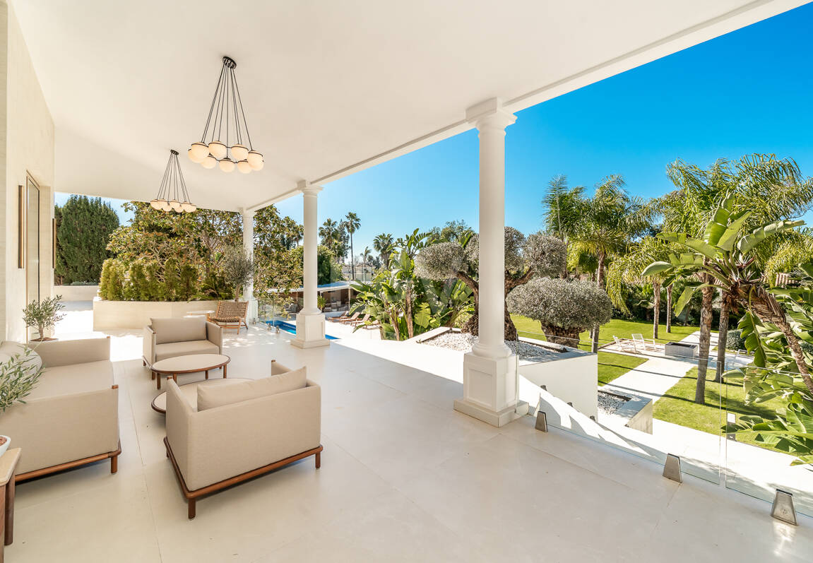Sofisticada villa cerca de la playa y el golf de Guadalmina
