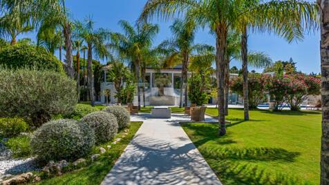 Sofistikerad Villa nära Guadalmina Beach & Golf