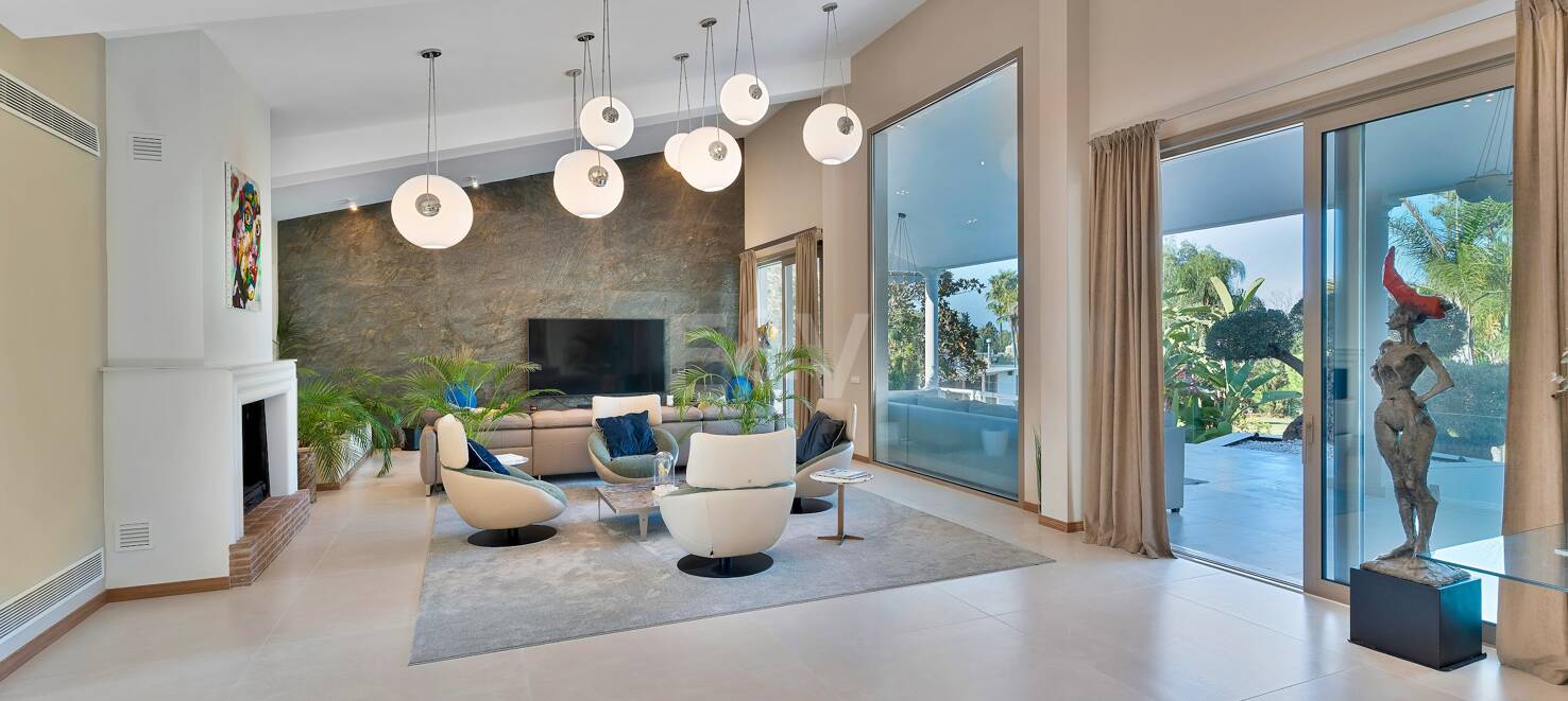 Sophisticated Villa Near Guadalmina’s Beach & Golf