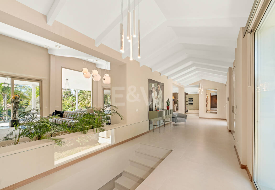 Sofisticada villa cerca de la playa y el golf de Guadalmina