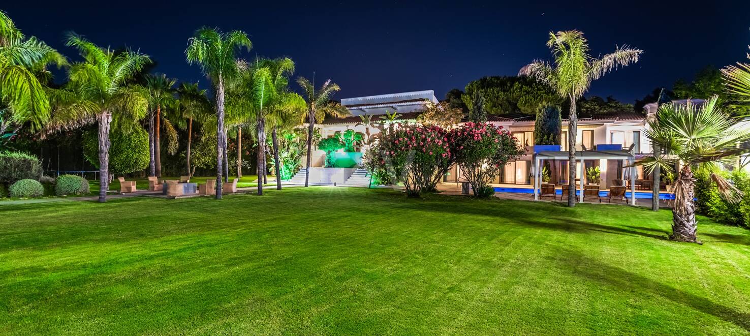 Sophisticated Villa Near Guadalmina’s Beach & Golf