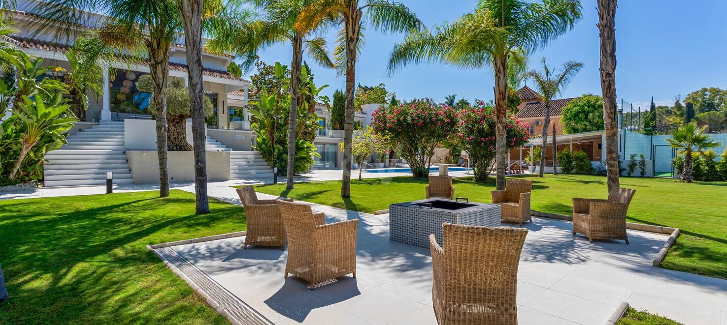 Sophisticated Villa Near Guadalmina’s Beach & Golf