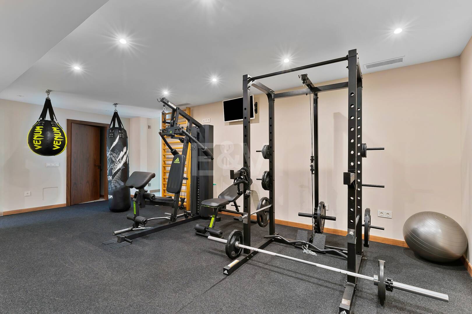 Exklusive Villa in der Nähe von Guadalminas Strand und Golfplatz