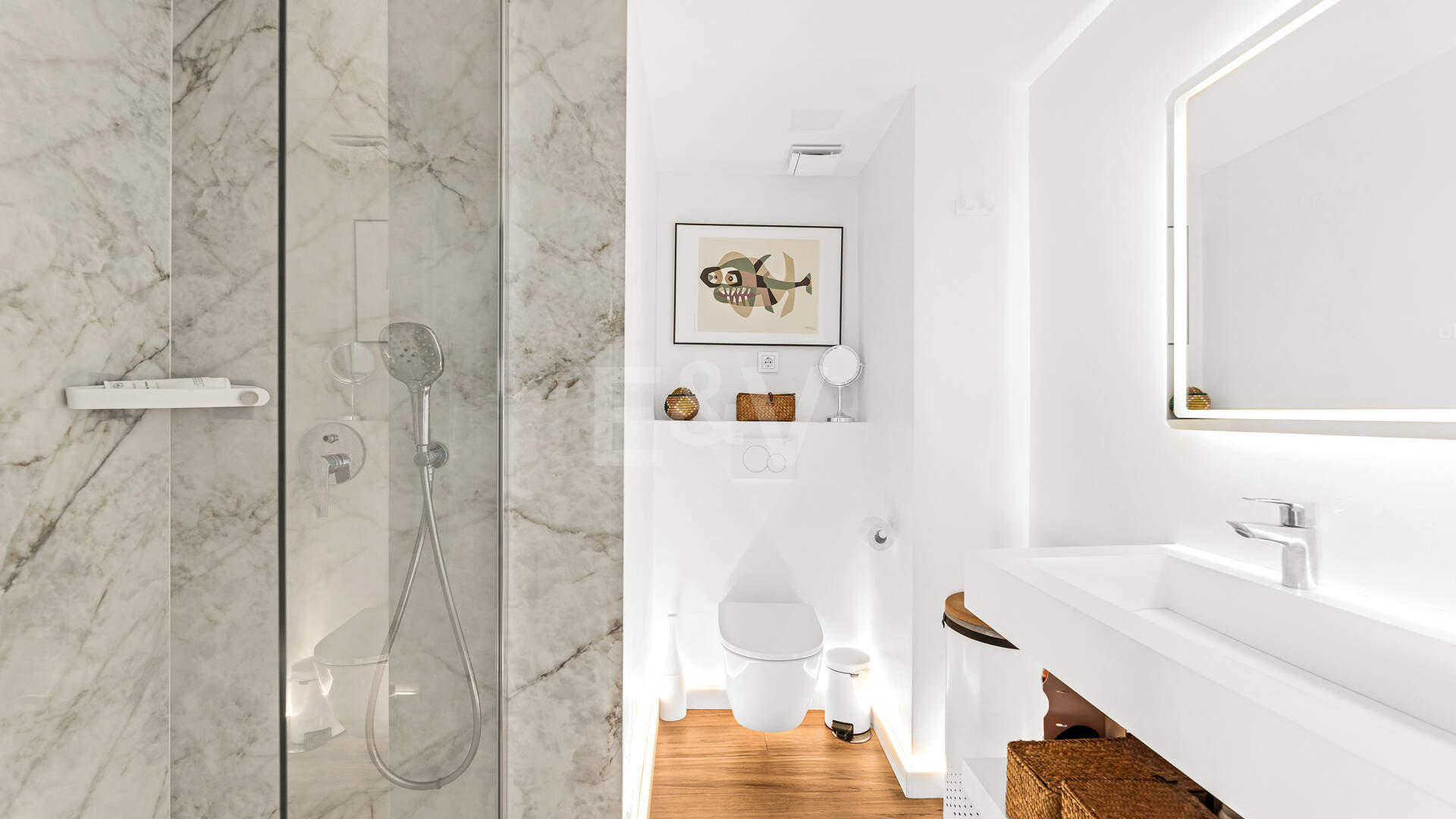 Modernes Apartment mit atemberaubendem Meerblick, nur wenige Gehminuten vom Strand und dem Golfplatz entfernt