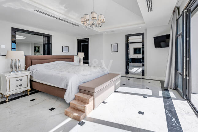 Grand Classical Villa z widokiem na Morze Panoramiczne i Golf