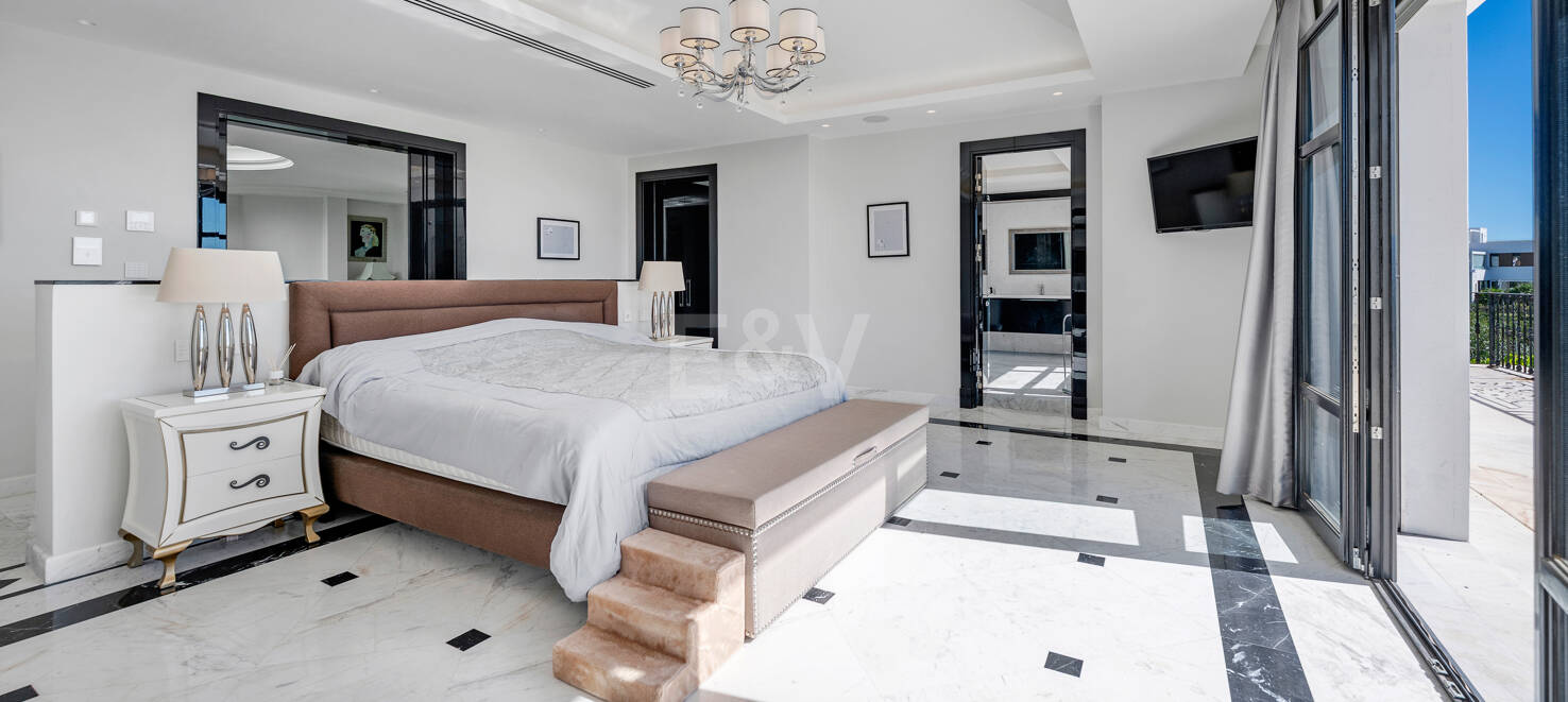 Grand Classical Villa z widokiem na Morze Panoramiczne i Golf