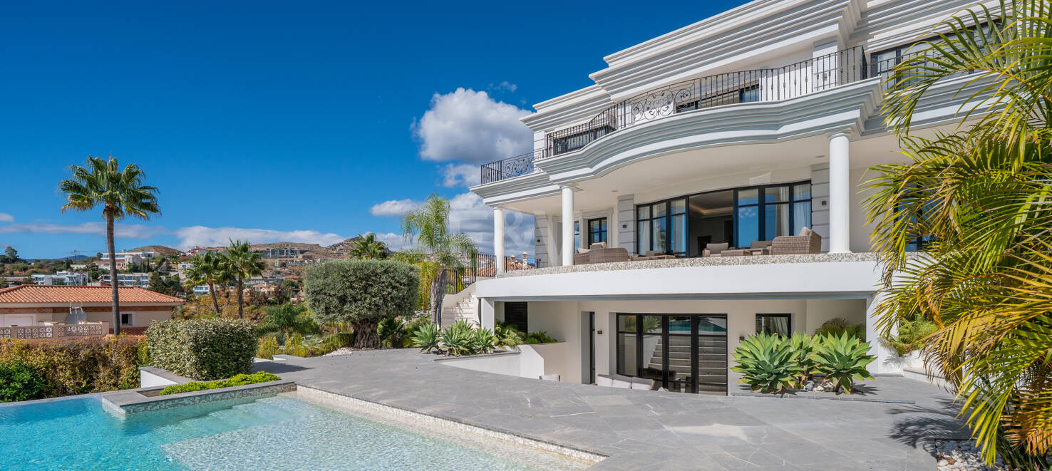 Grand Classical Villa z widokiem na Morze Panoramiczne i Golf