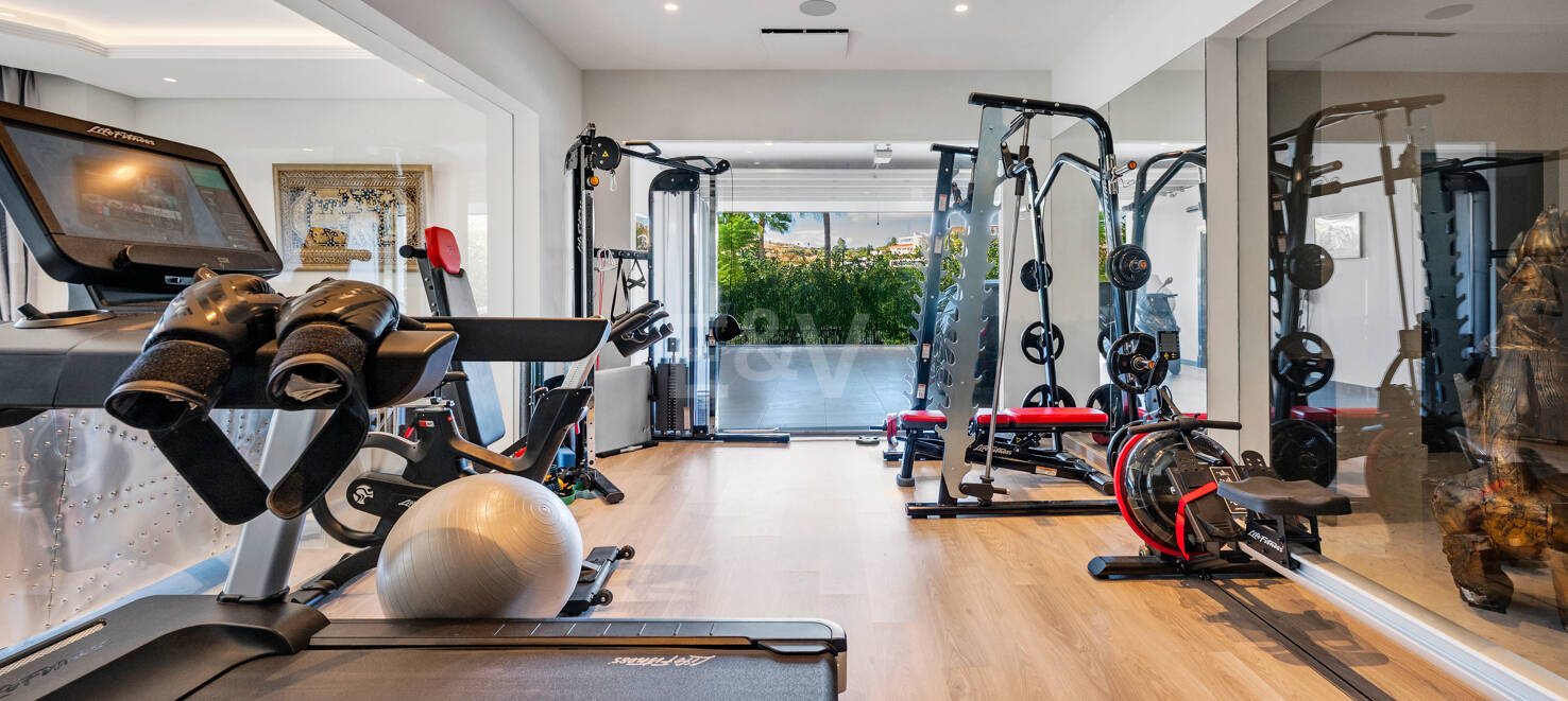 Grand Classical Villa z widokiem na Morze Panoramiczne i Golf