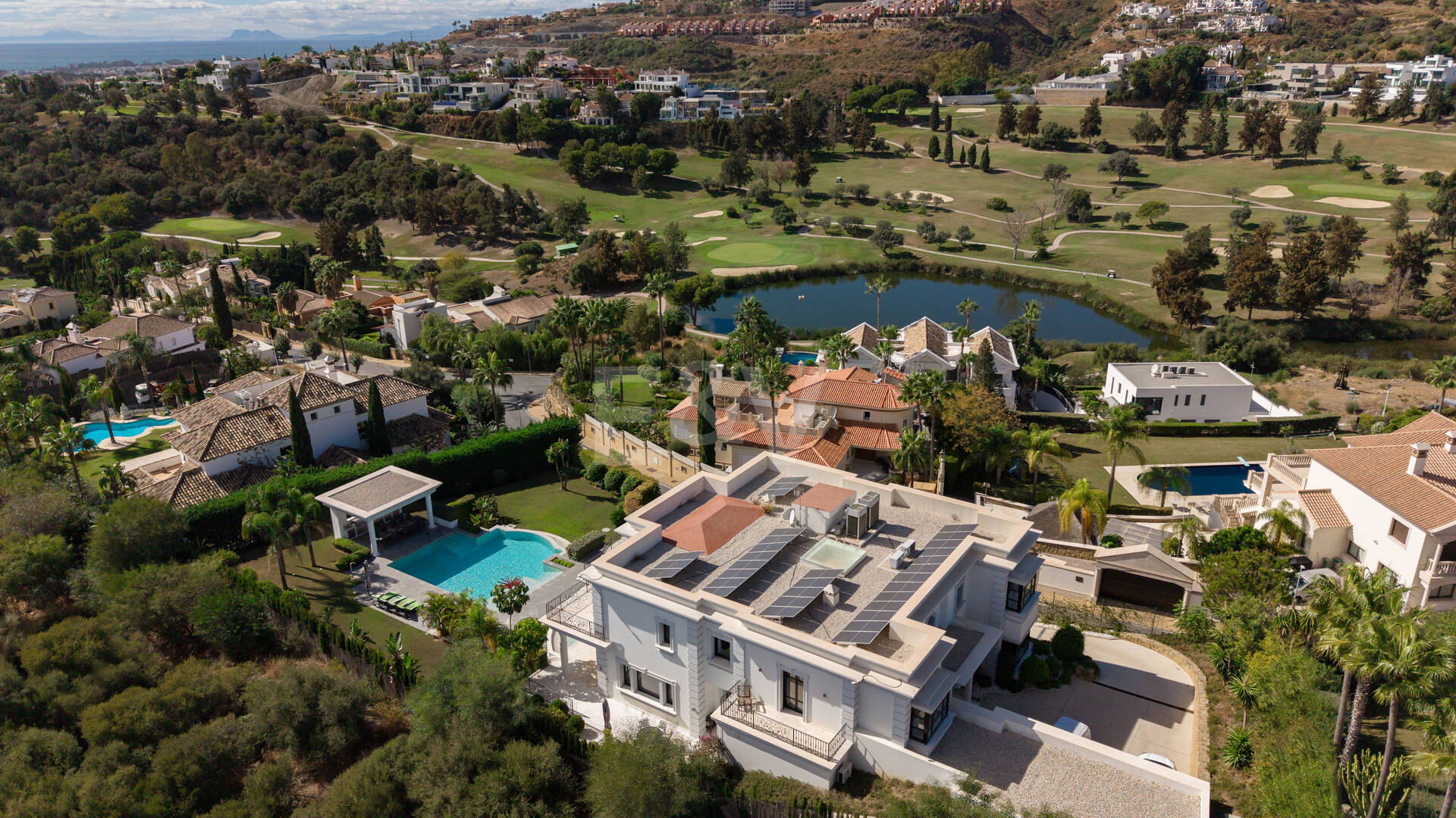 Grand Classical Villa z widokiem na Morze Panoramiczne i Golf