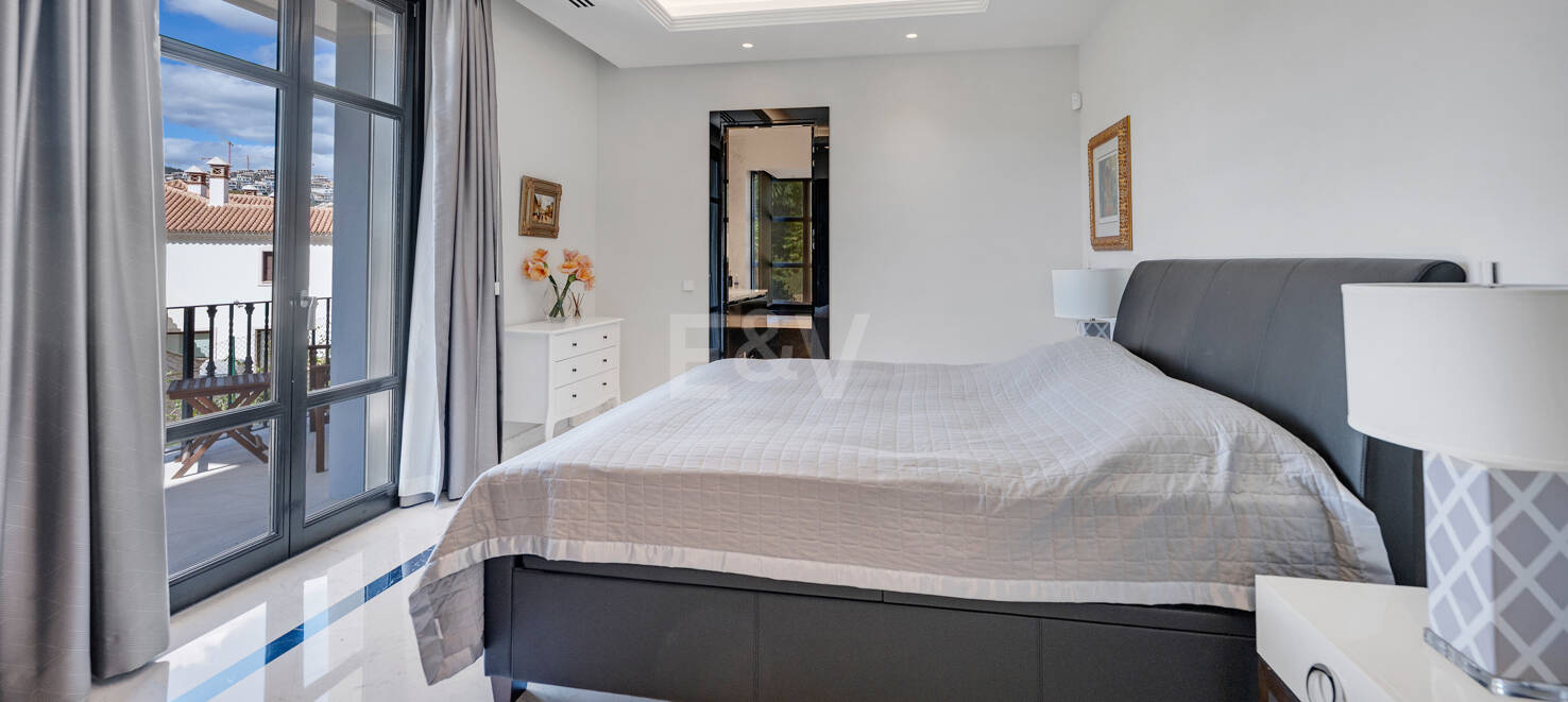 Grand Classical Villa z widokiem na Morze Panoramiczne i Golf