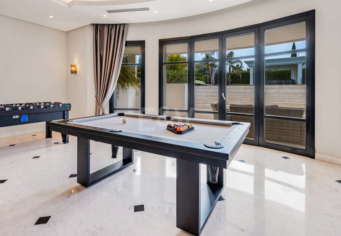 Grand Classical Villa z widokiem na Morze Panoramiczne i Golf