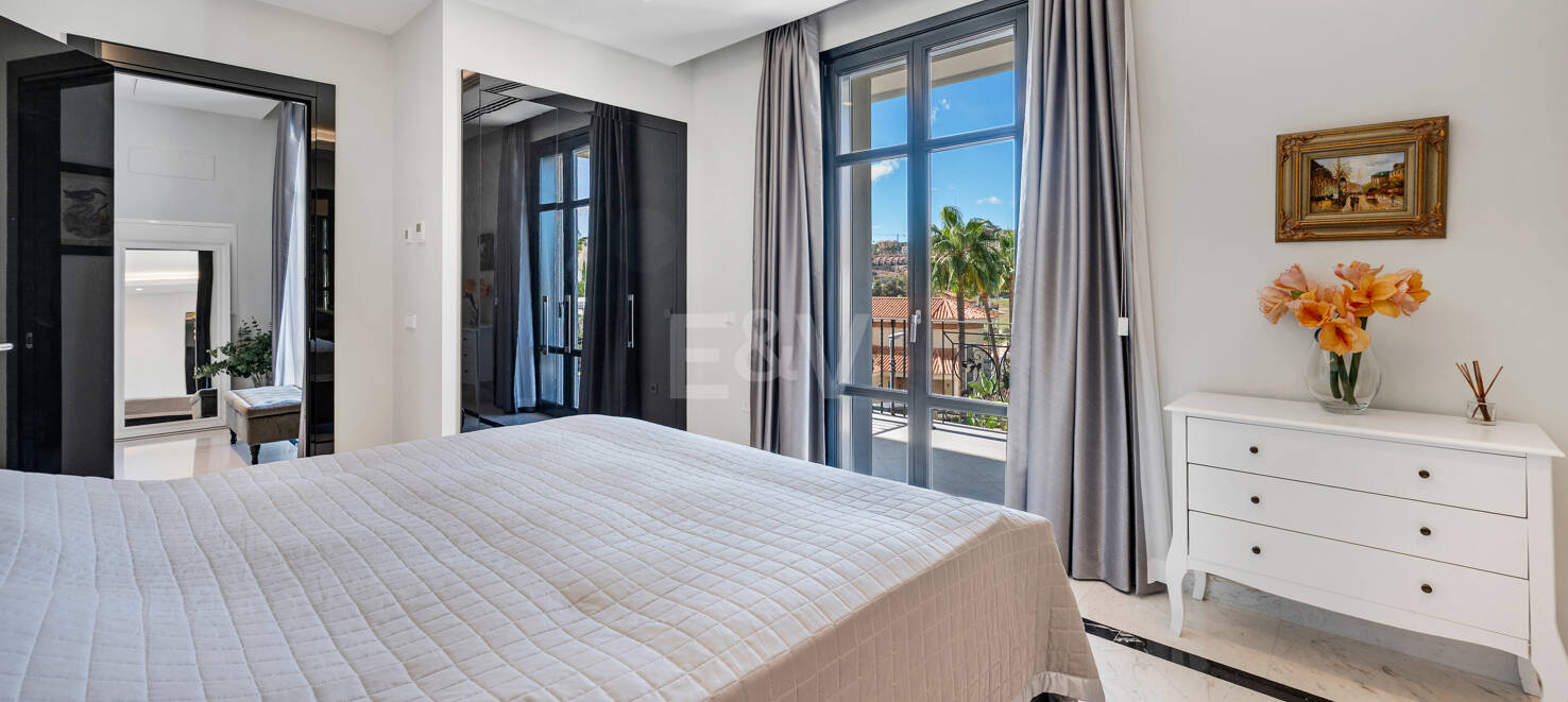 Grand Classical Villa z widokiem na Morze Panoramiczne i Golf