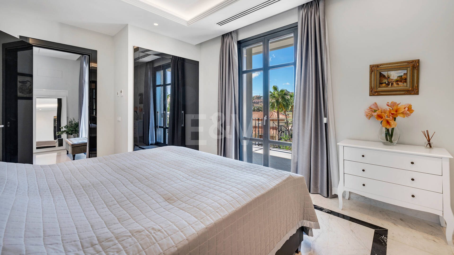 Grand Classical Villa z widokiem na Morze Panoramiczne i Golf