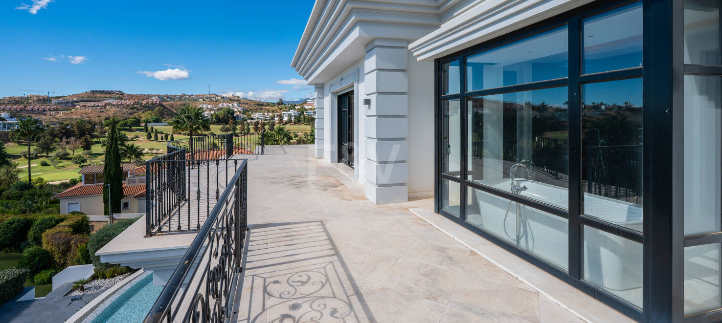 Grand Classical Villa z widokiem na Morze Panoramiczne i Golf