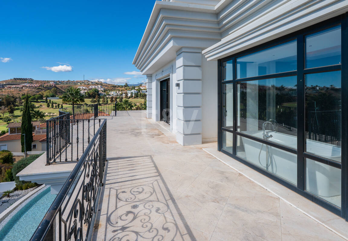 Grand Classical Villa z widokiem na Morze Panoramiczne i Golf