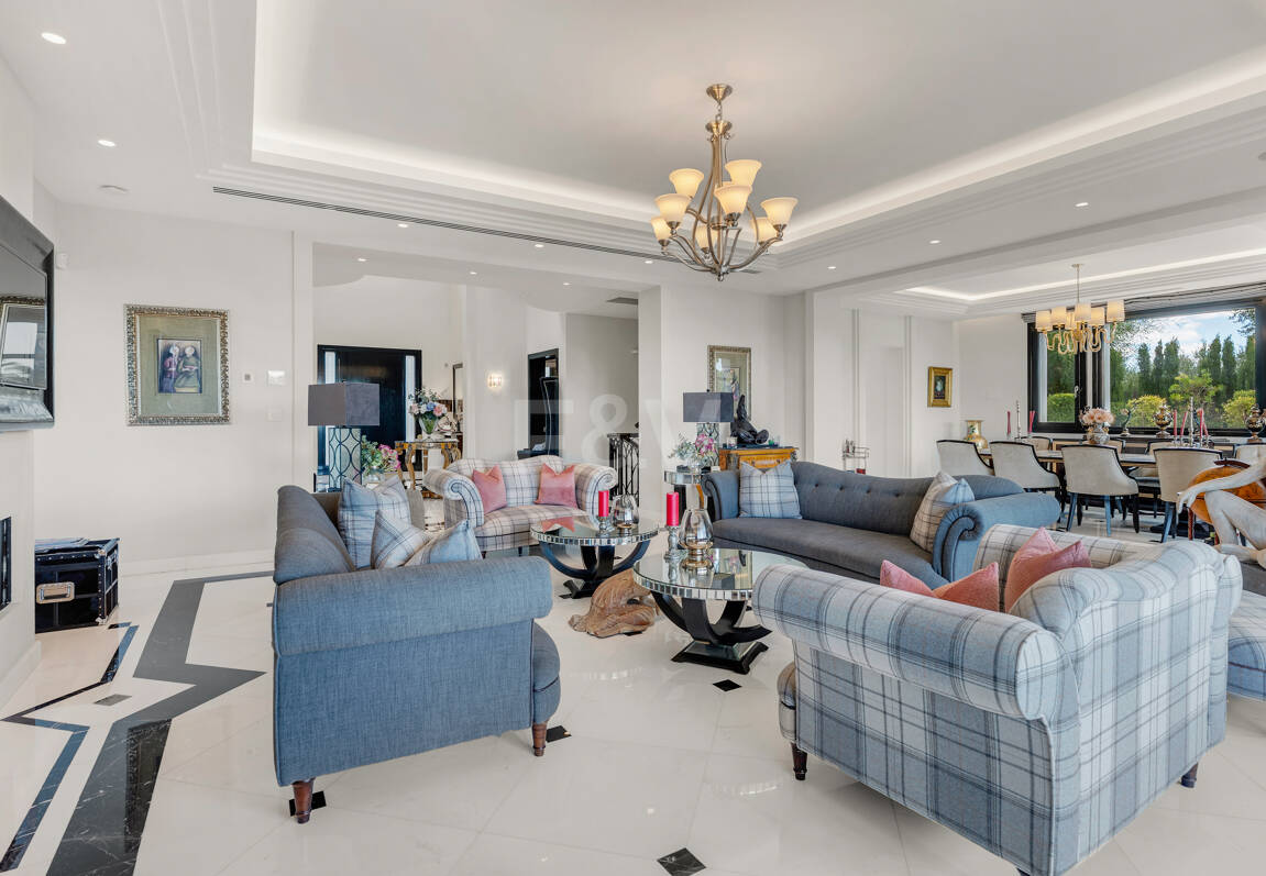 Grand Classical Villa z widokiem na Morze Panoramiczne i Golf