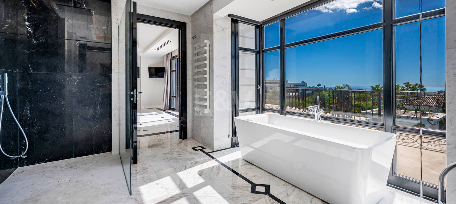 Grand Classical Villa z widokiem na Morze Panoramiczne i Golf